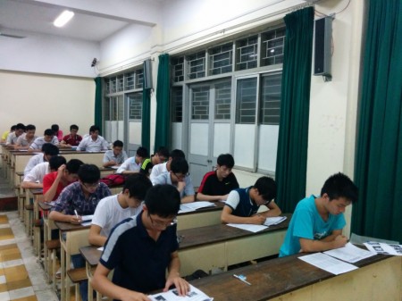 Thi thử TOEIC ngày 26-8 - ảnh 1