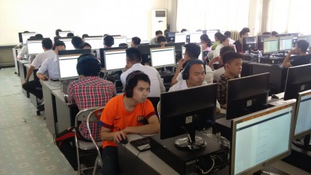 Thi thử TOEIC trên máy tính